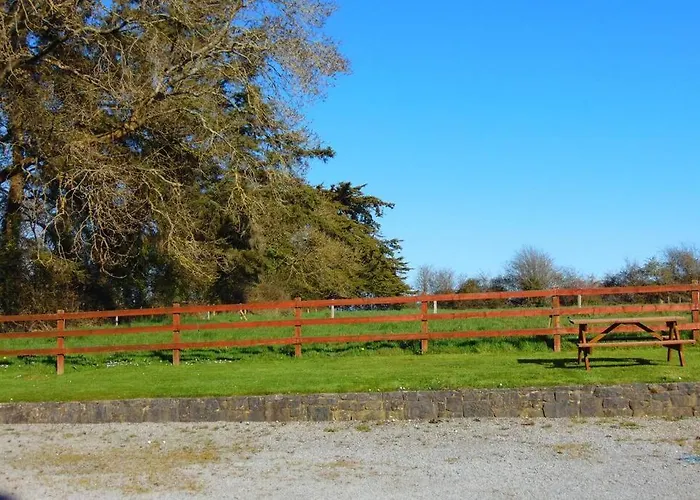 Дом отдыха Sporting Shanagolden